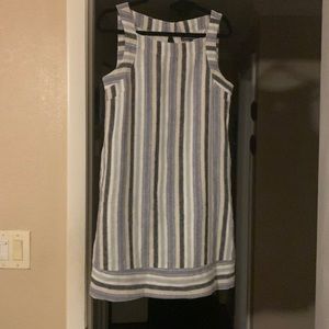 Sleeveless, linen  petite dress